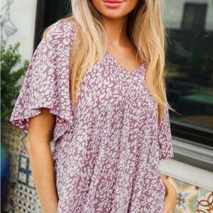 NWT MITOSHOP MAUVE & IVORY ANIMAL PRINT TOP
